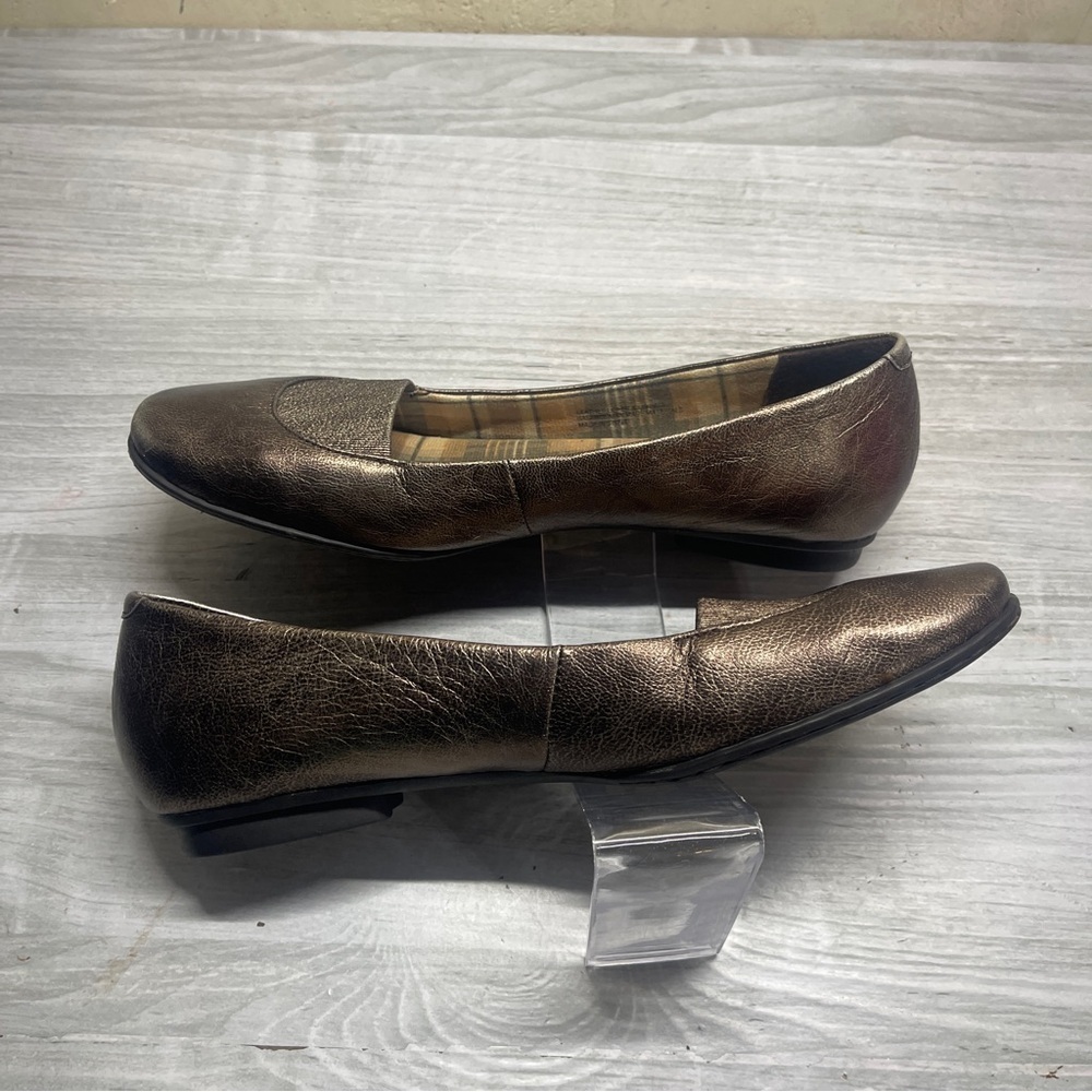 Born Metallic Leather Slip On Ballet Flats Comfort Shoes Women’s Size 9 - Picture 12 of 13